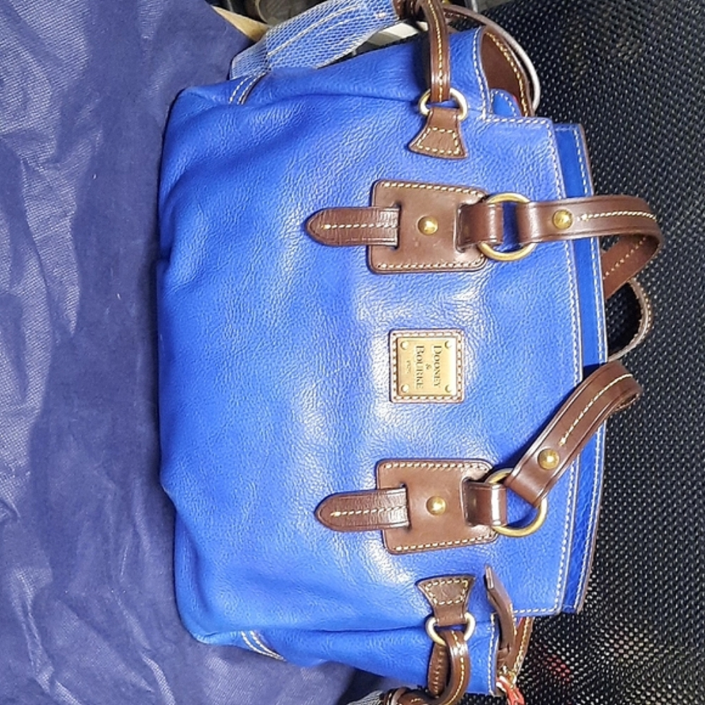 EUC DOONEY & BOURKE SMALL WINGED SATCHEL ROYAL BLUE TOLEDO